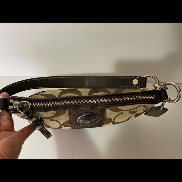 🌸 COACH handbag🌸 - Picture 7 of 16